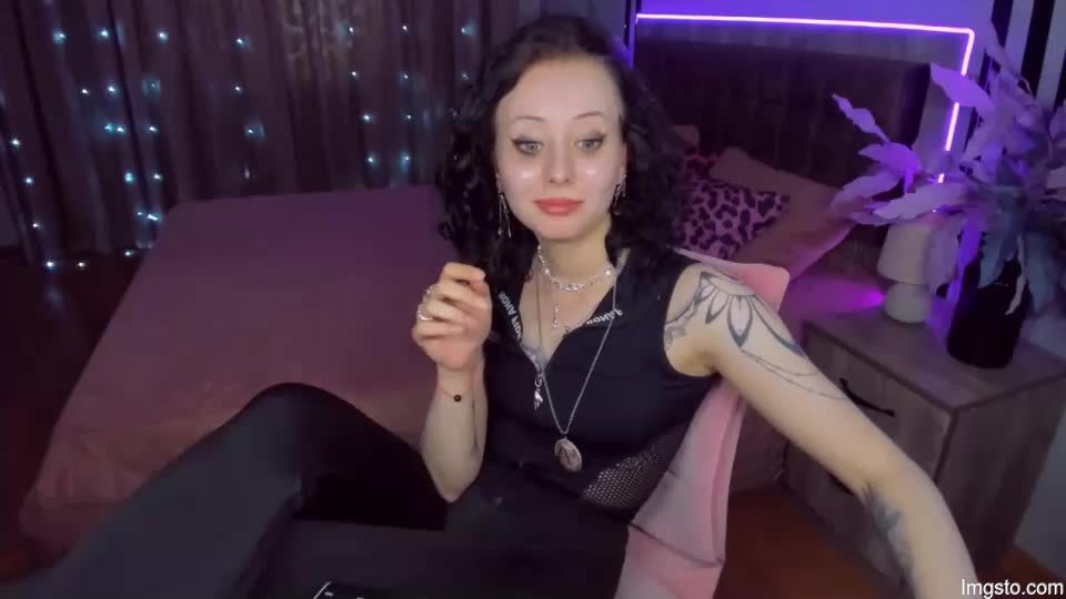 Eliseroyalty