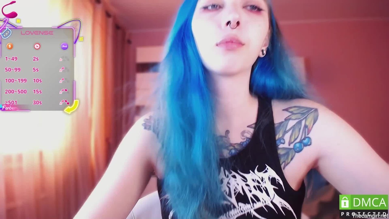 Justmeowgirl