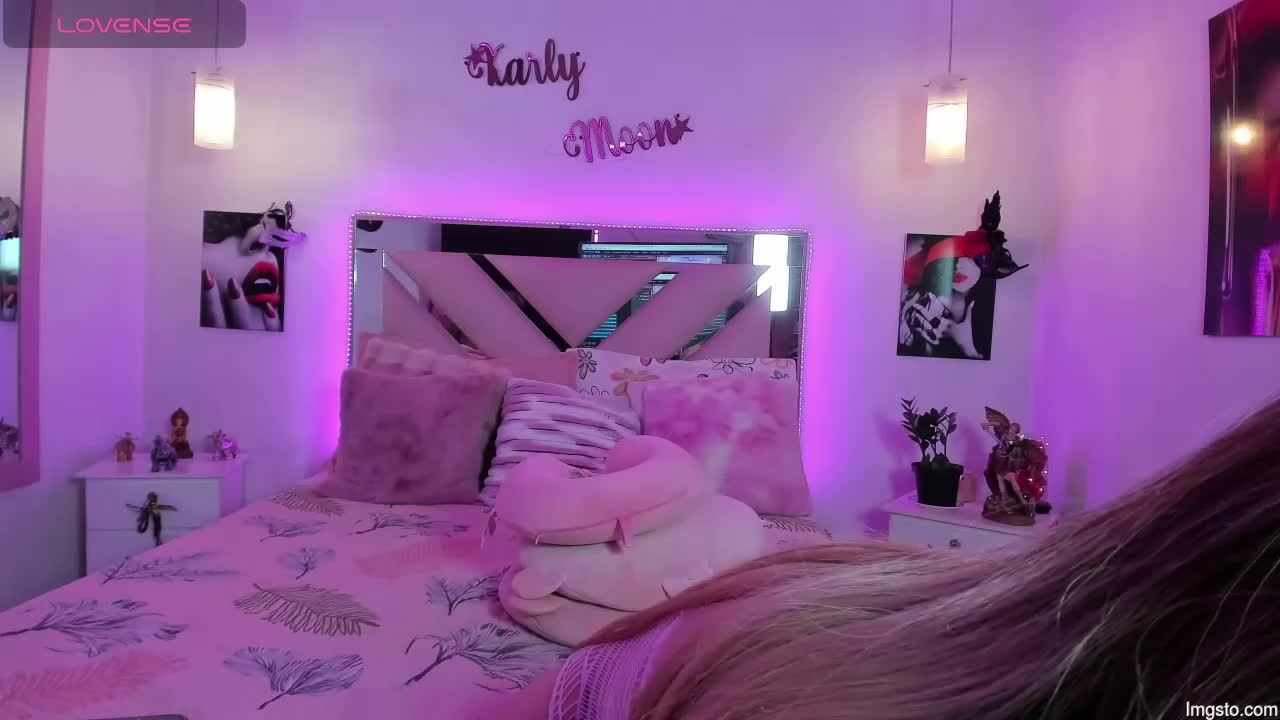 Karly_moonn