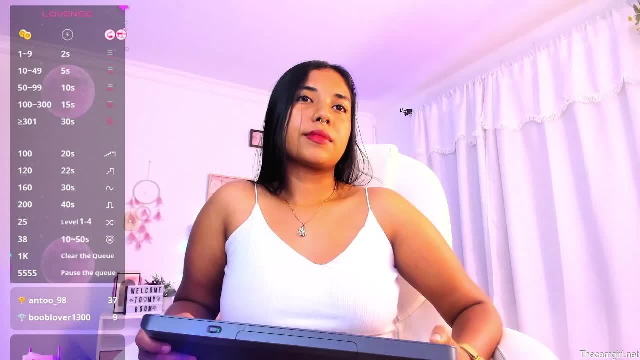 Aly_moon
