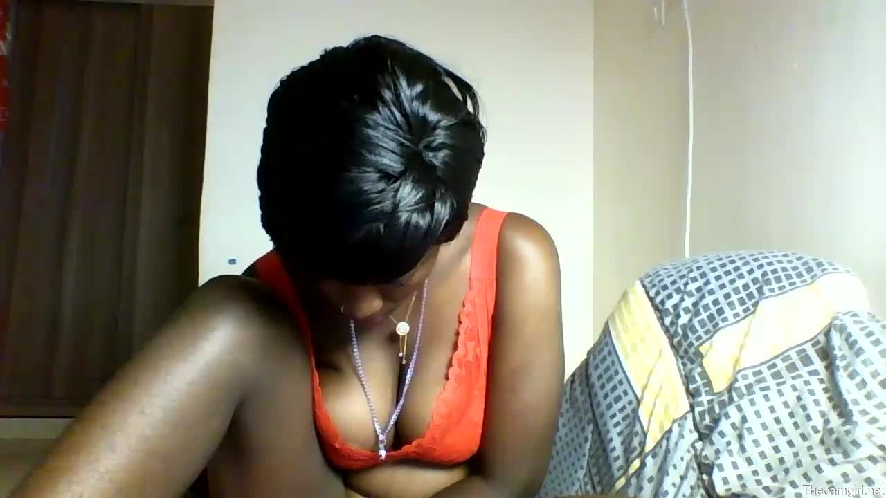Hott_amalia