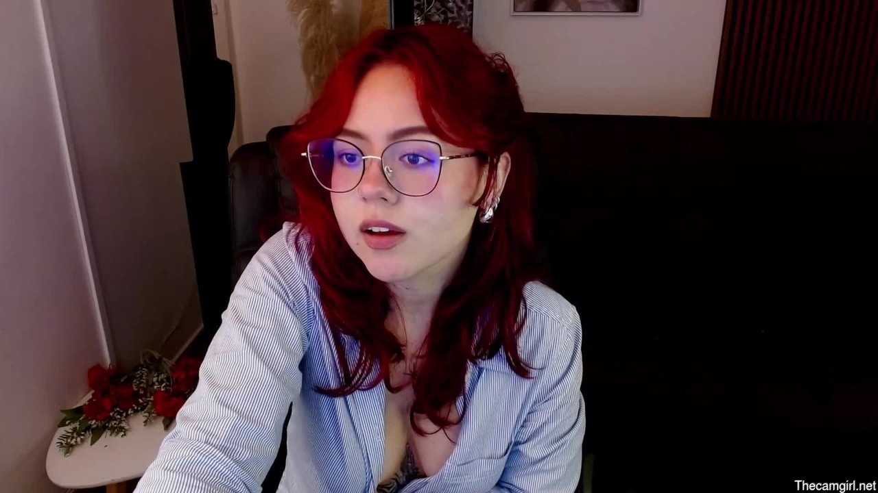 Crimson_tati