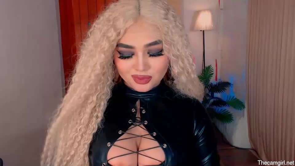Luxsasha