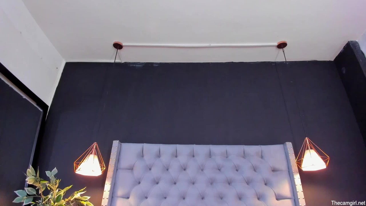 Alexamora__