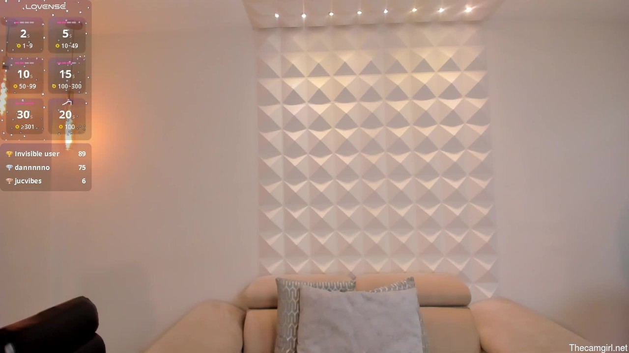 Ambarjames_