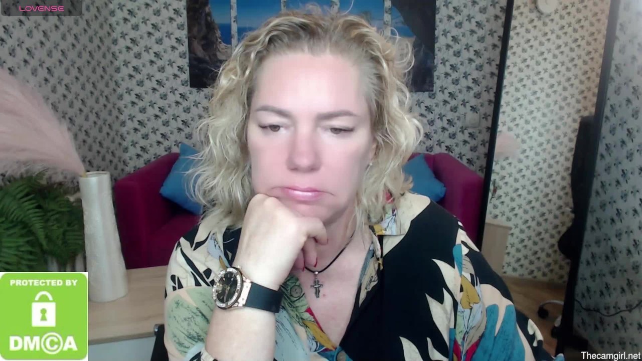 Unsual_milf