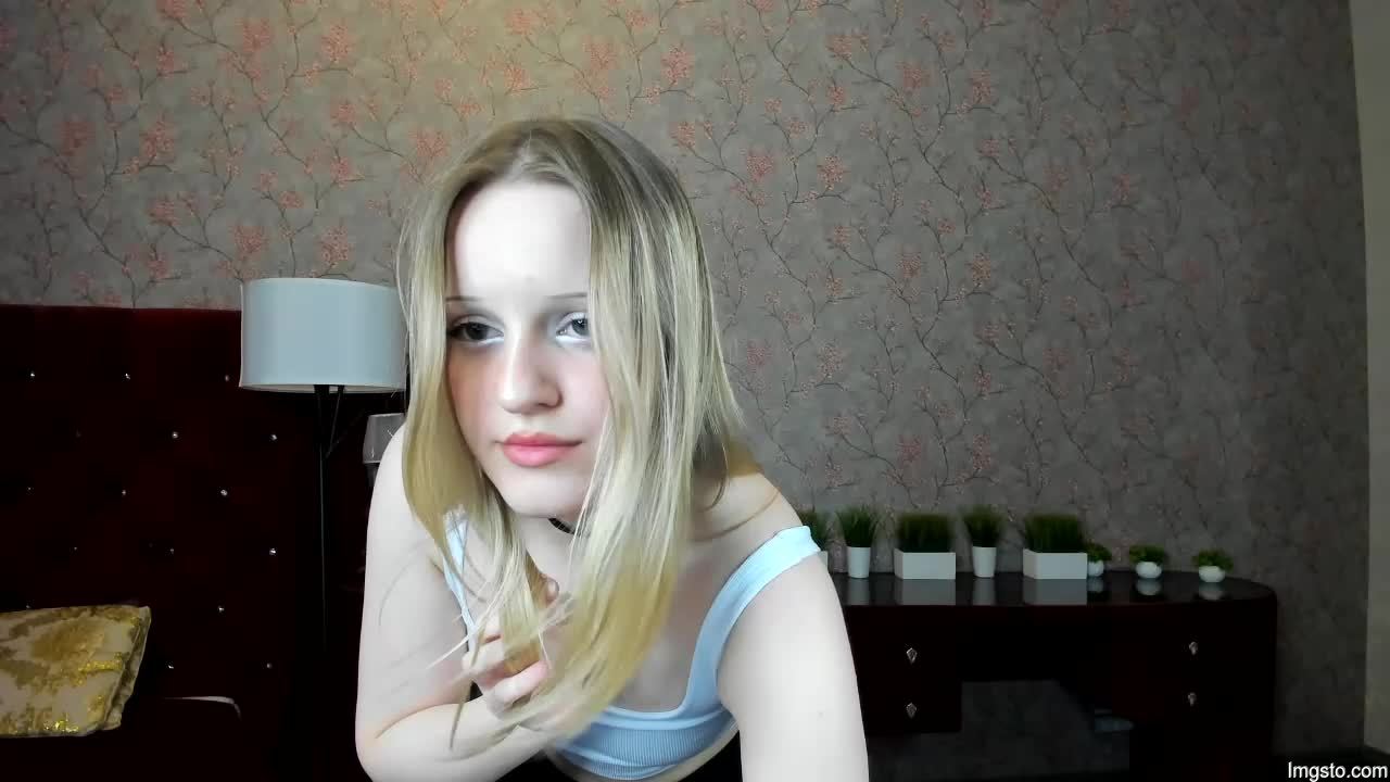 Leila_blush__