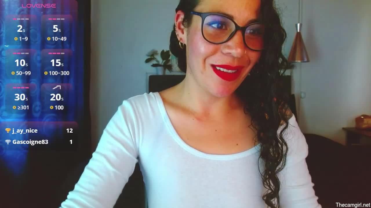 Mia_velvet1