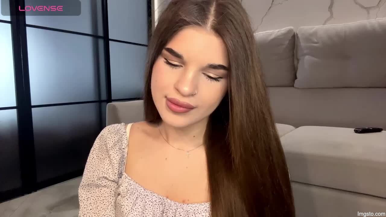 Lili_hotly