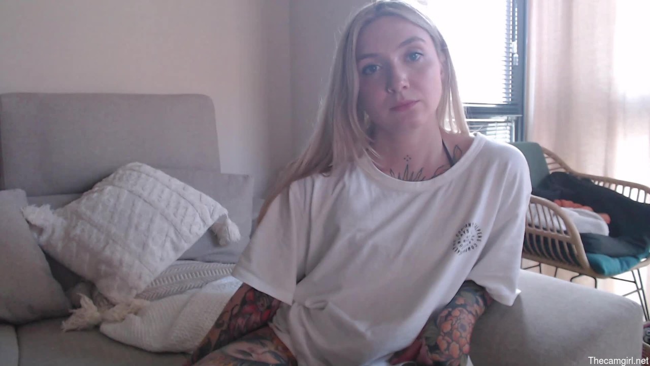 Tattoobbgirl