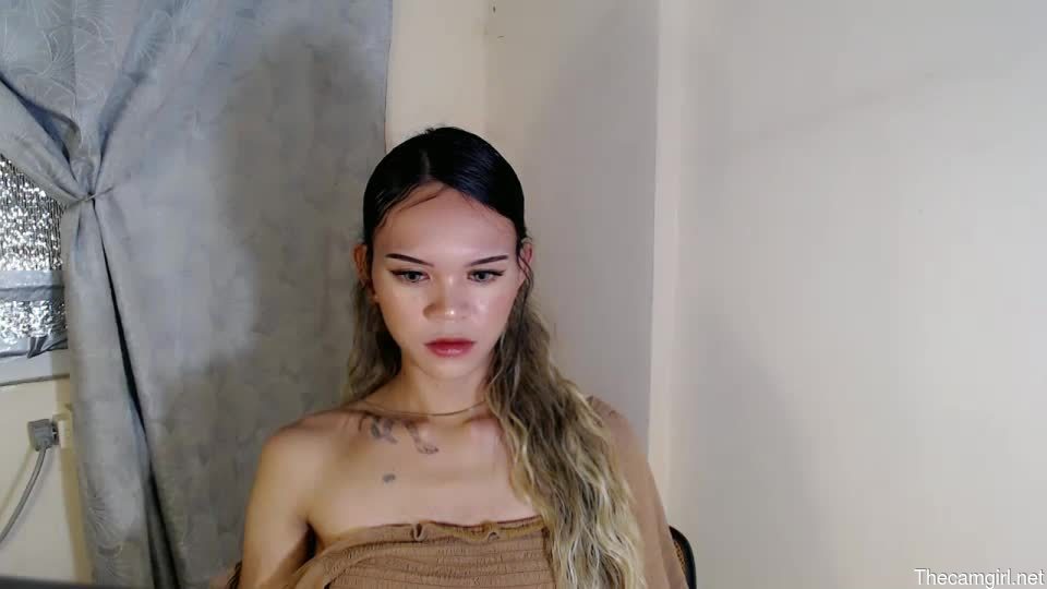Pinay_maxine