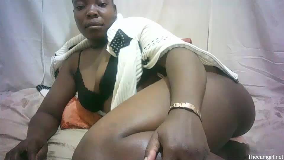 Ebony_valleria