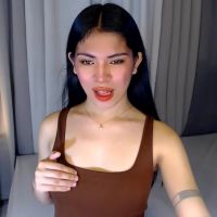 Olivia_hotcummer