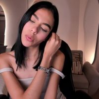 Aprilstone_x