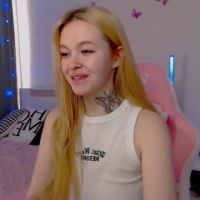 Naughty_mablee