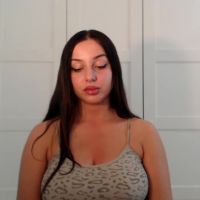 Courtney_lux