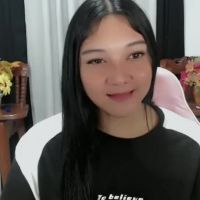 Alisa_kiss_