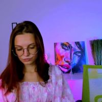 Gloria_queen