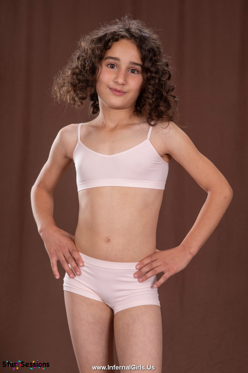 Isabella-001-006.jpg
