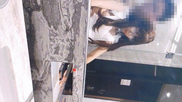 193808c7dv88rp7rp6dv5p.gif