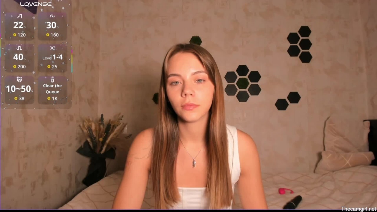 Mia_com