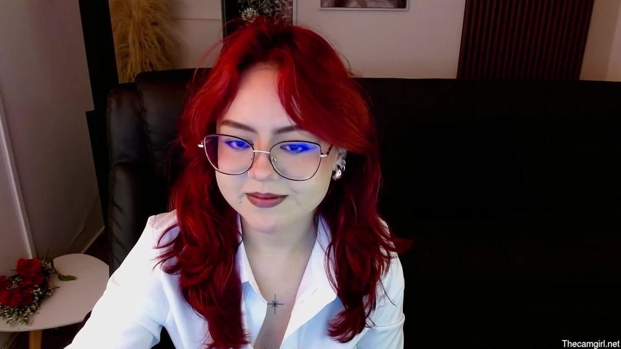 Crimson_tati