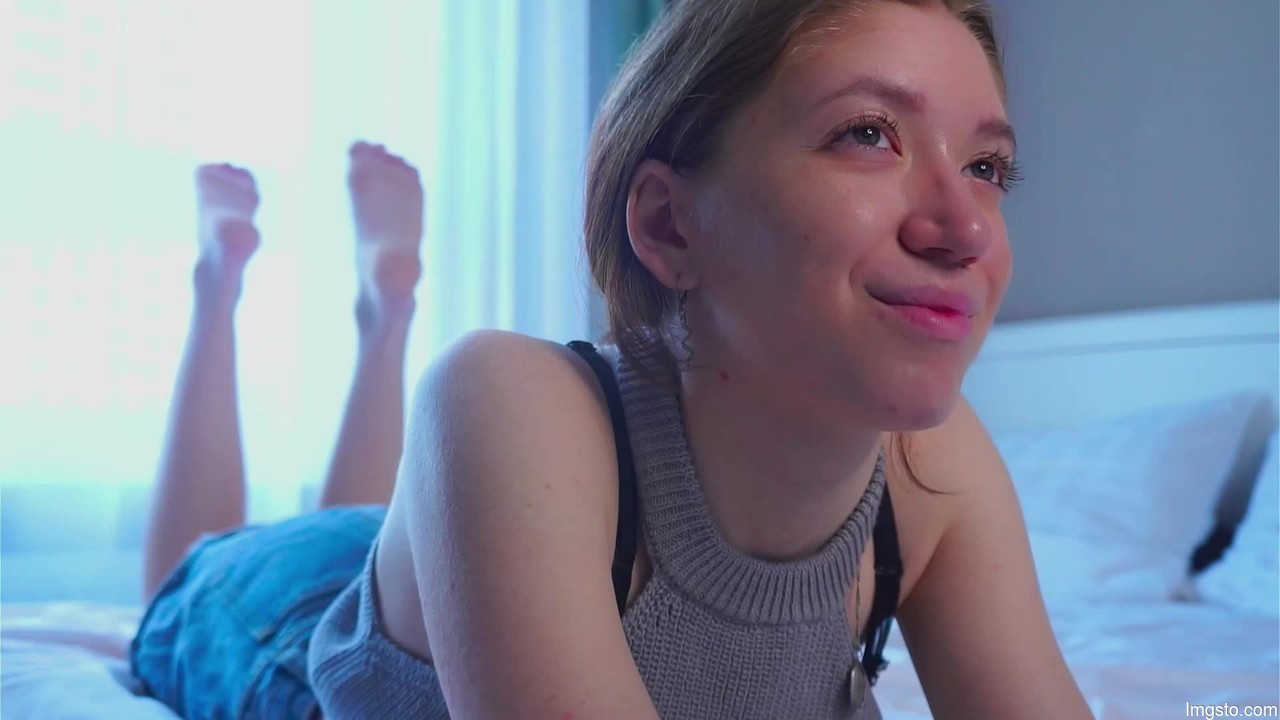 Angela_whitie
