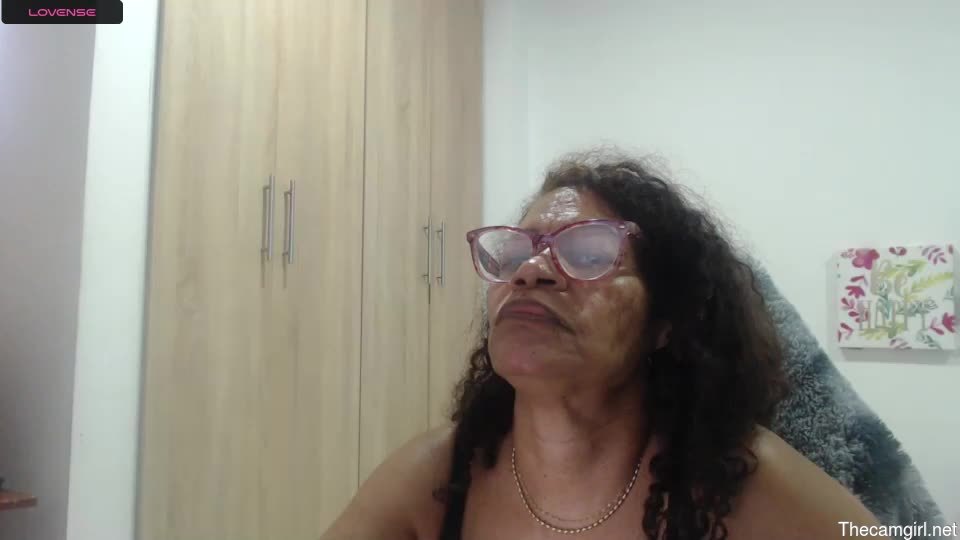 Smilet_milf