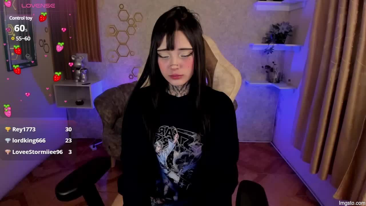 Mia_cat05