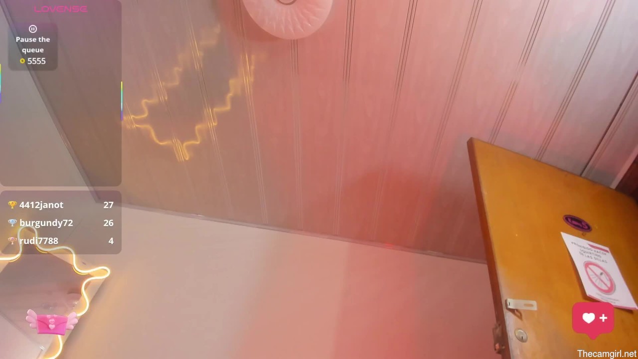 Saaya_tay