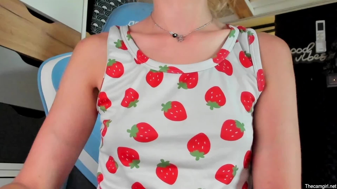 Karoline121