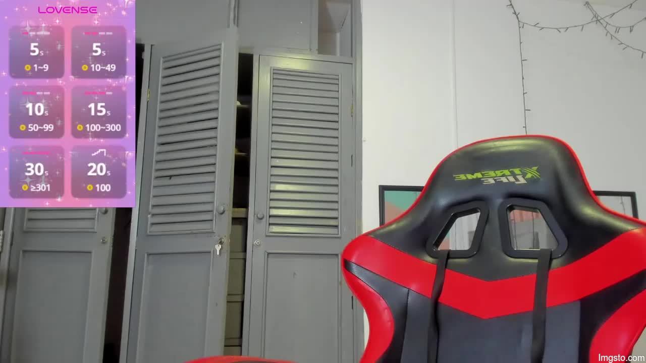 Megan_kis9