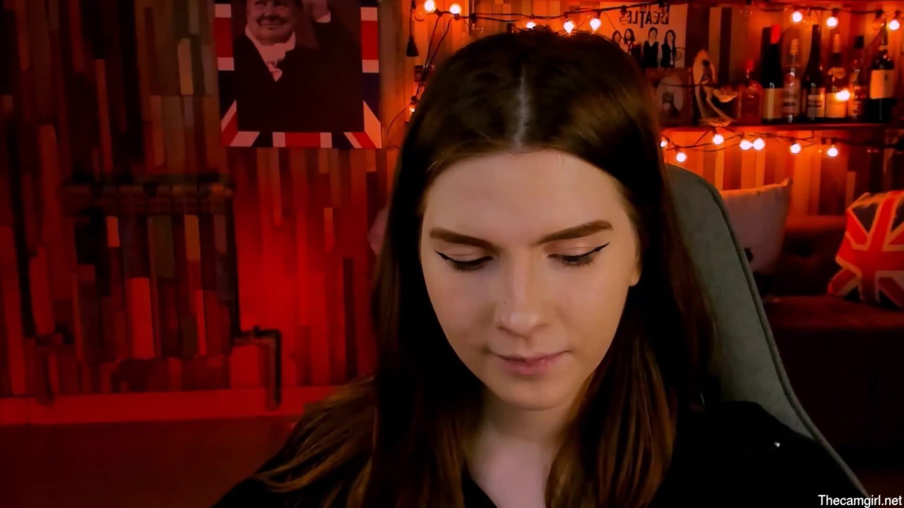 Aliceinredsquare