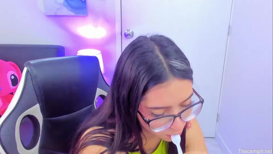 Chloe_walk_