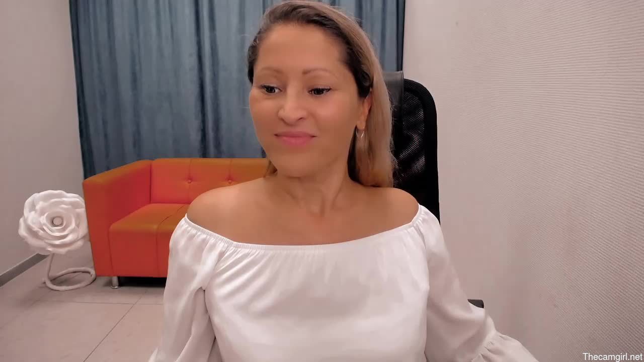 Sunny_lady_0