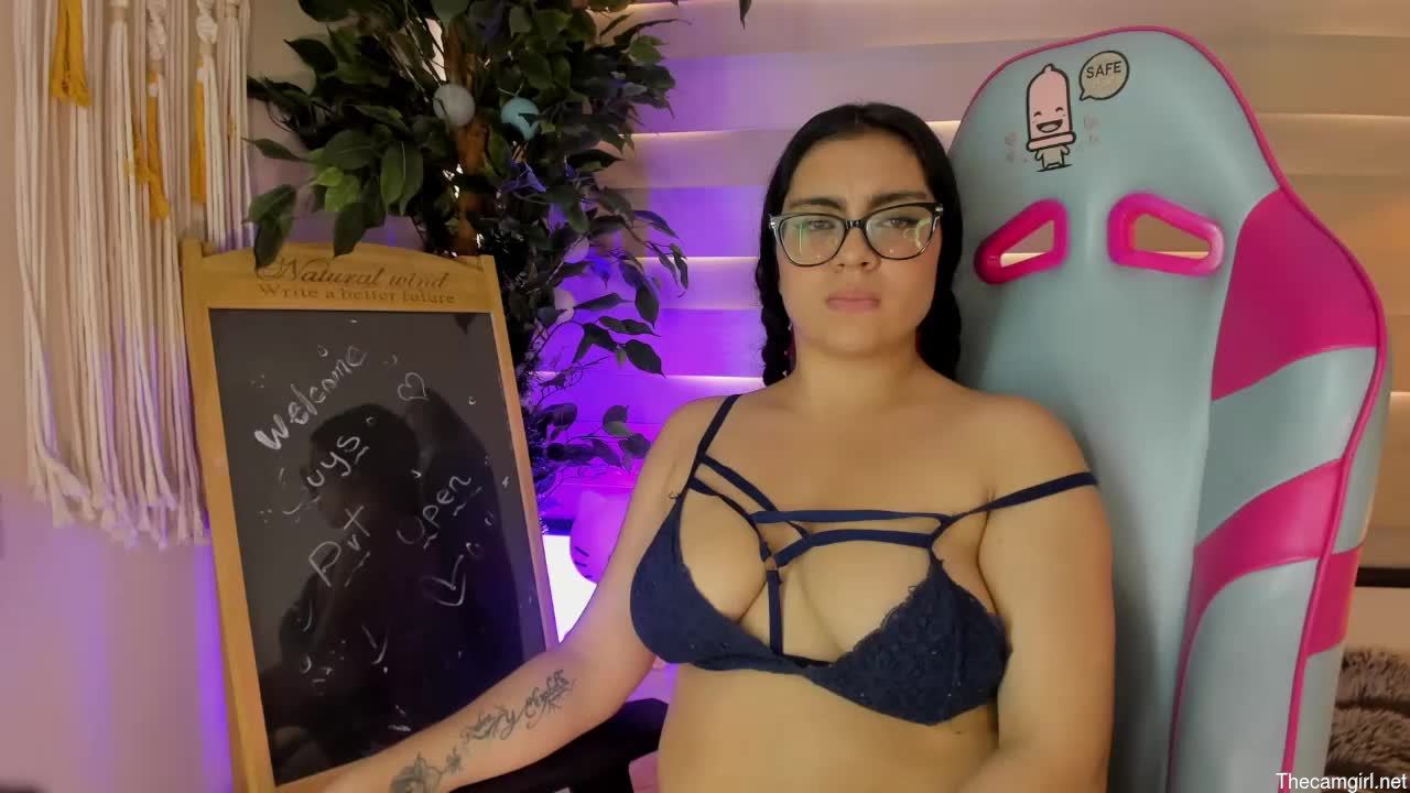 Molly_sky_